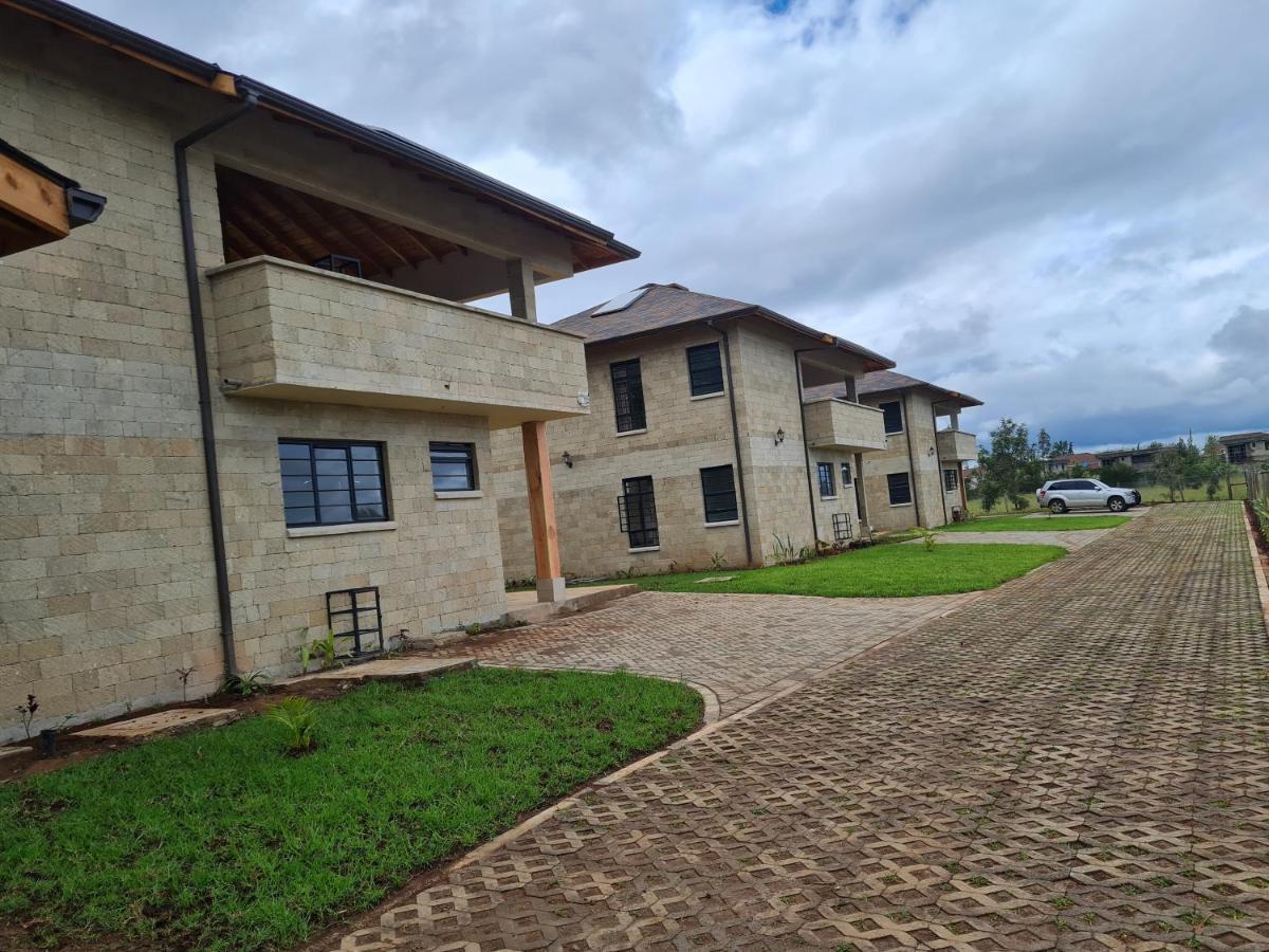 The Landing Nanyuki Cottages Экстерьер фото